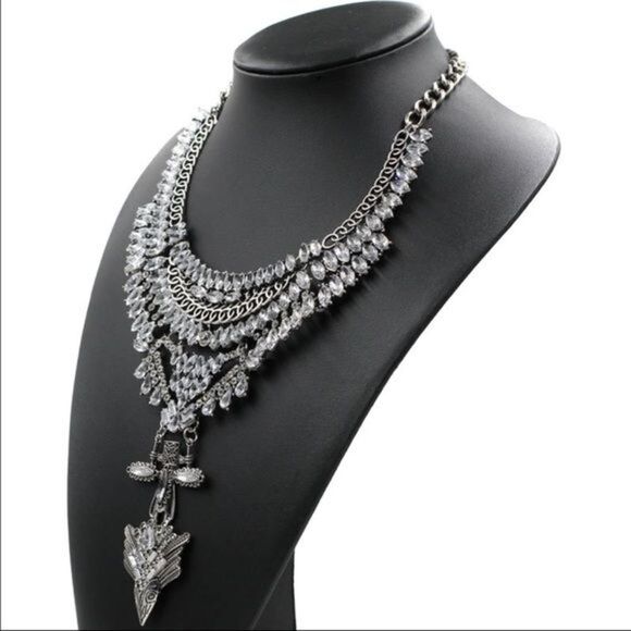 Giant Crystal Silver Detailed Statement Necklace - Picture 3 of 4